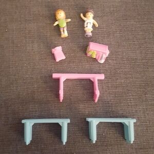 1995 Polly Pocket Clubhouse Dolls and Accessories